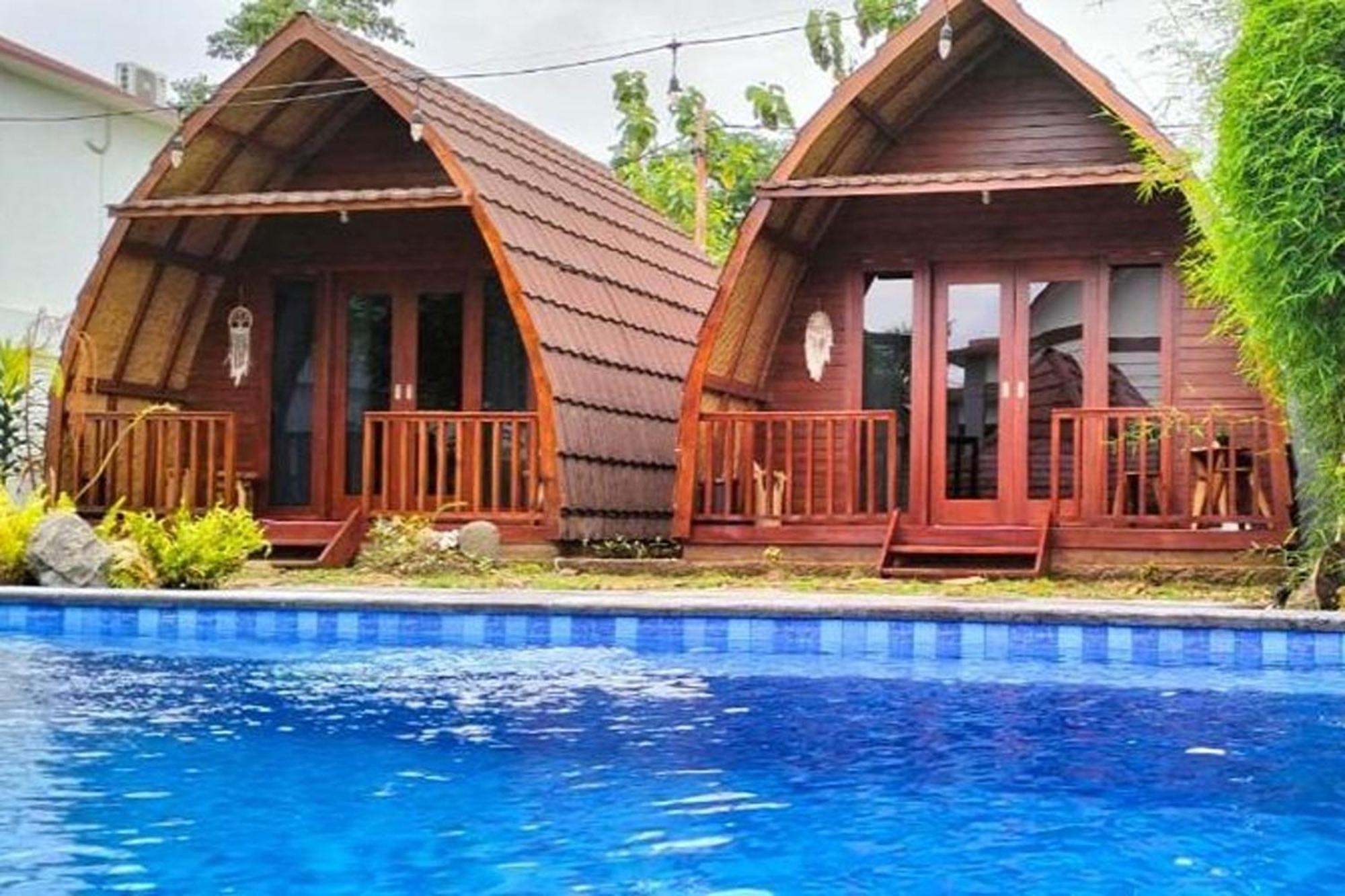 Pavilla Labuan Bajo Buitenkant foto