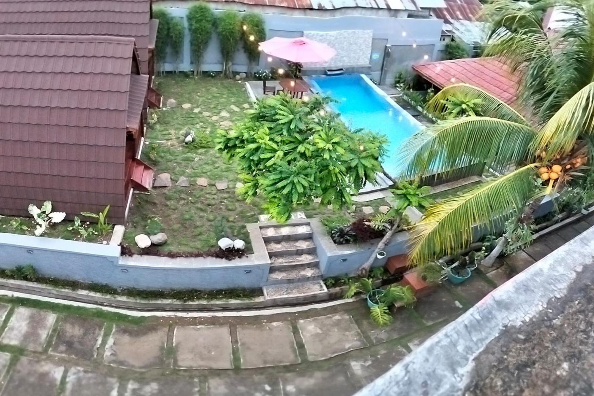 Pavilla Labuan Bajo Buitenkant foto